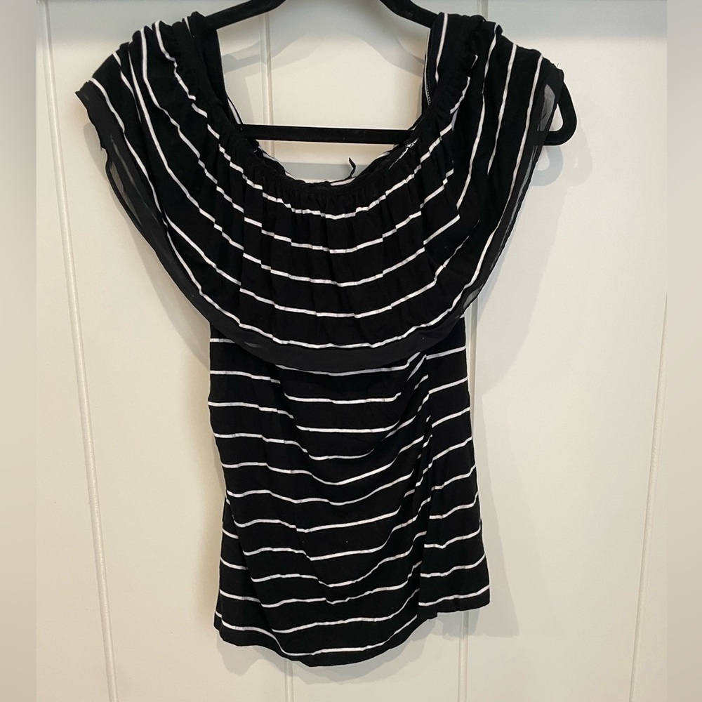White House Black Market Off The Shoulder Blouse Black & White Striped Womens XS - Picture 1 of 4